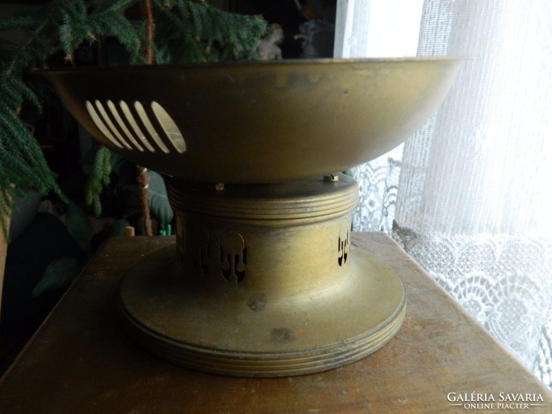 Art Nouveau metal center table, offering