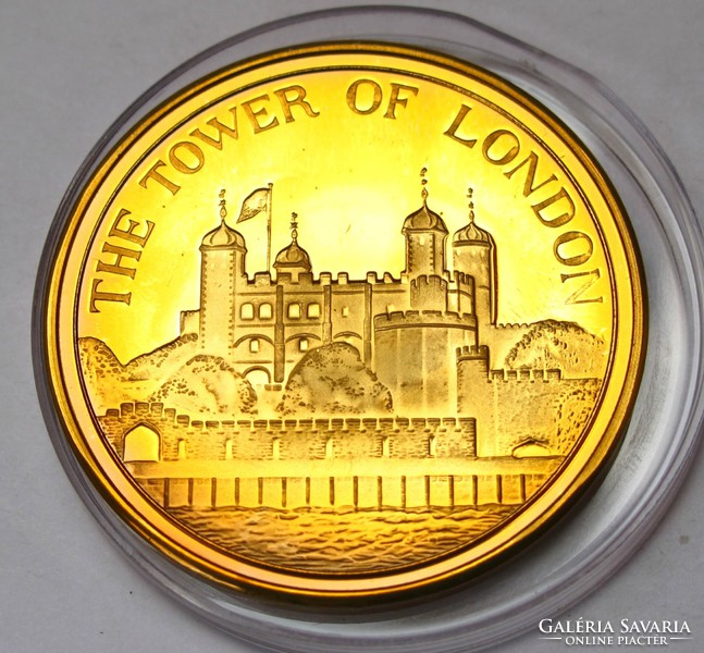Tower of London commemorative coin 1983