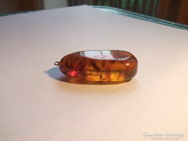 Beautiful amber appendage pendant in morocco