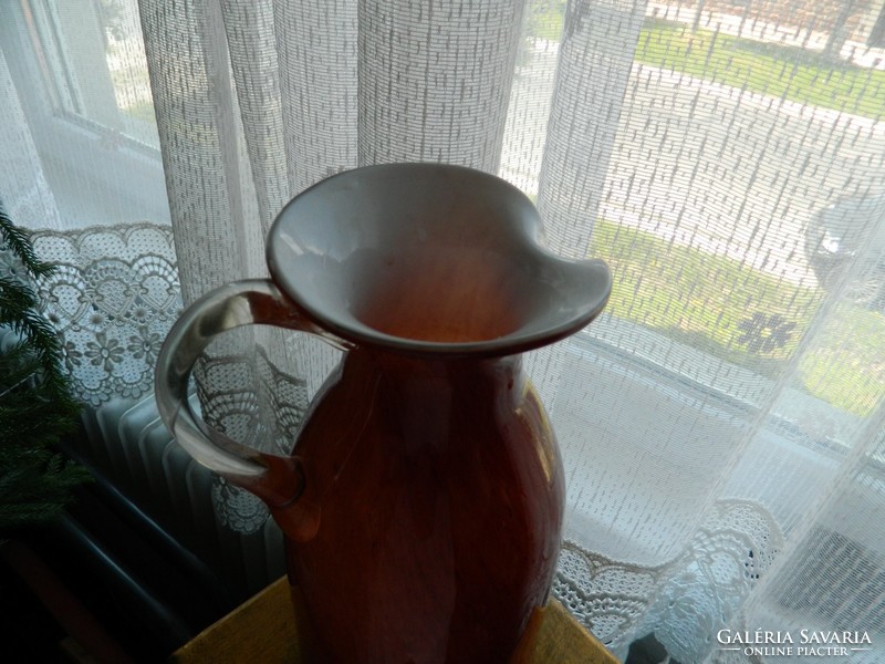 Large two-layer water jug - glass spout