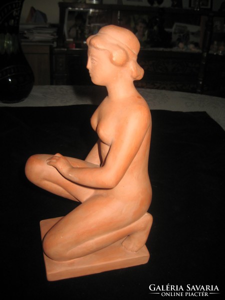 Mary Paul. Small plastic in good condition, 24 cm