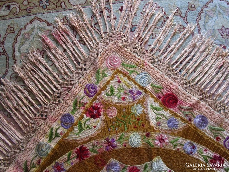 Art Nouveau Matyo piano piano tablecloth silk full embroidered fieldstone 1908 museum flawless