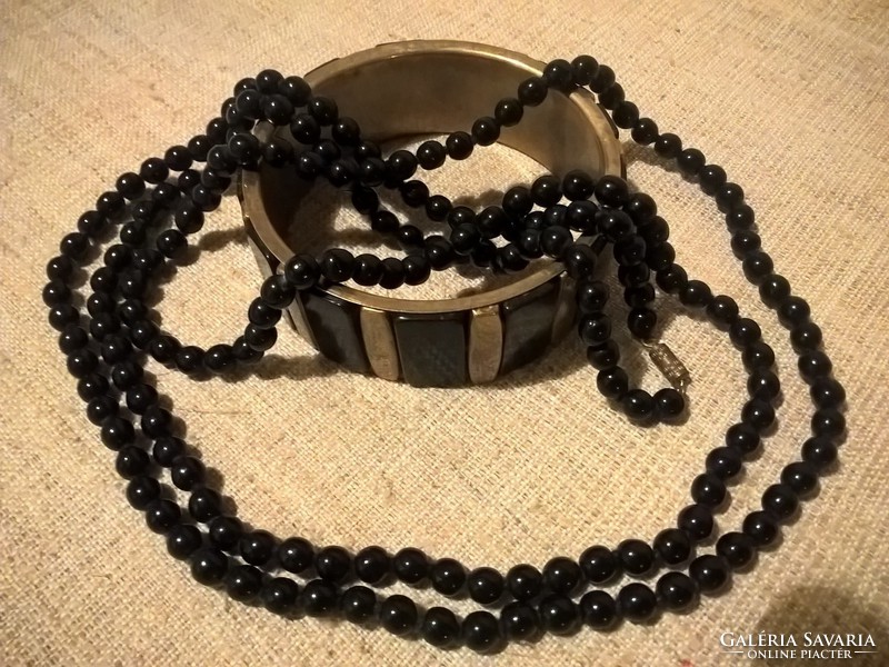 Black porcelain inlaid bracelet with long onyx knotted long chain in one