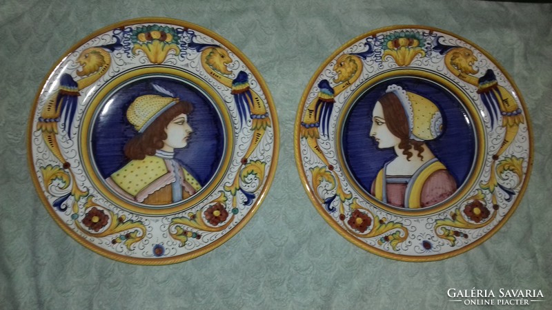 Antique majolica ceramic wall plate pair of wall decorative Deruta / Italy
