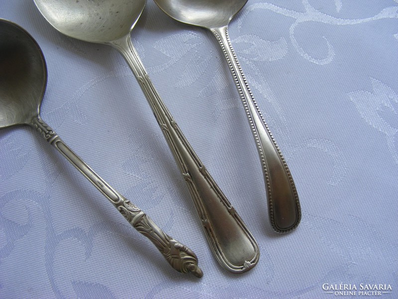 Marked, antique, small sauce pickers or measuring spoons, in different designs, can be mixed individually