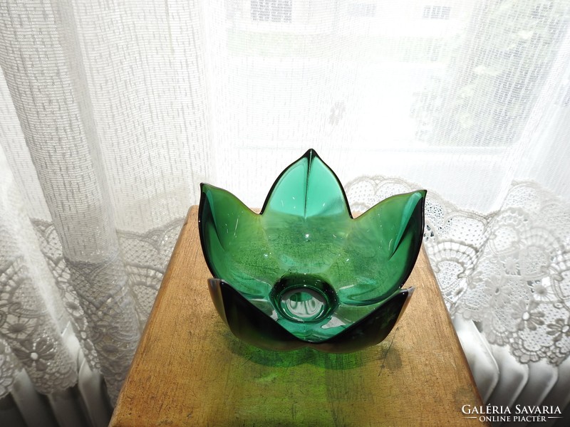 Zöld üveg kehely kínáló - mécsestartó