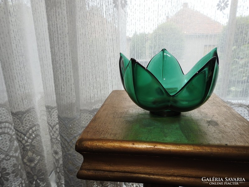 Zöld üveg kehely kínáló - mécsestartó