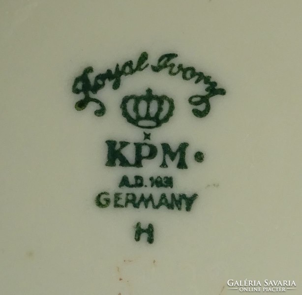 0R479 Régi német KPM porcelán tejszínes kiöntő