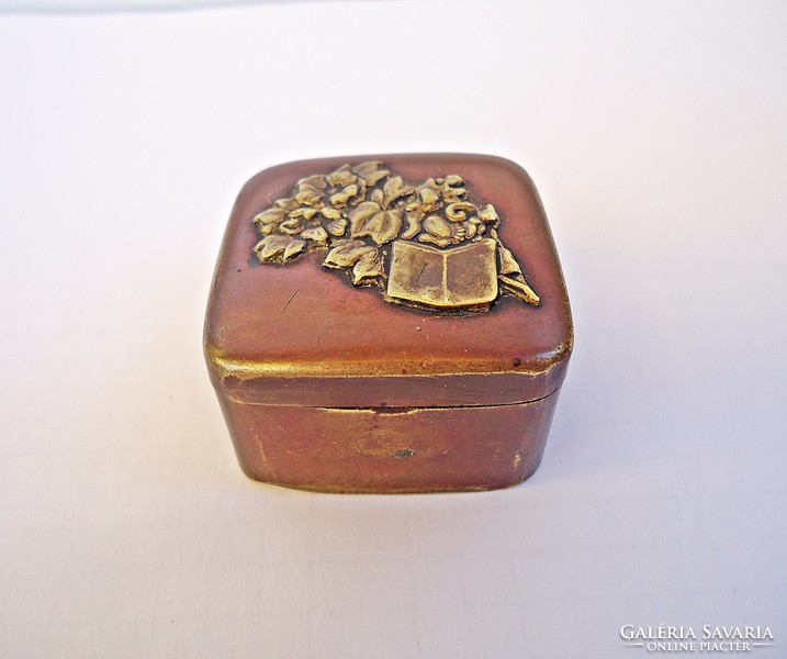 Antik bieder réz dobozka