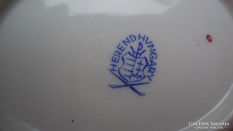 HERENDI porcelán, (kézzel festett) gyűrűtartó tálka.