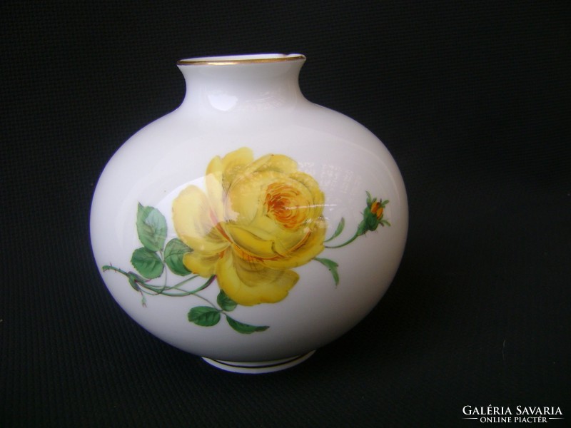 XIX.sz. Eredeti  Antik kardos Meisseni porcelán váza