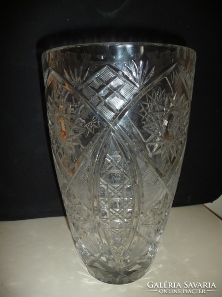 Dögnehéz richly carved lead crystal vase (25 cm)