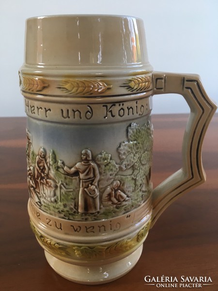 Hibátlan Sitzendorf porcelán söröskorsó