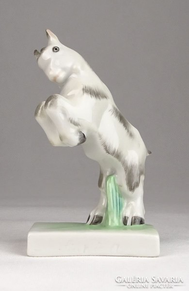 0R229 Herendi porcelán kecske talapzaton 12.5 cm