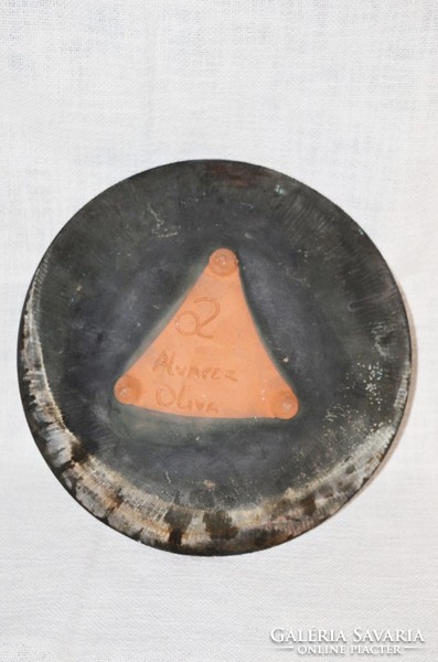 Jelzett, lábakon álló kerámia kínáló / asztal közép  ( DBZ 0084 )