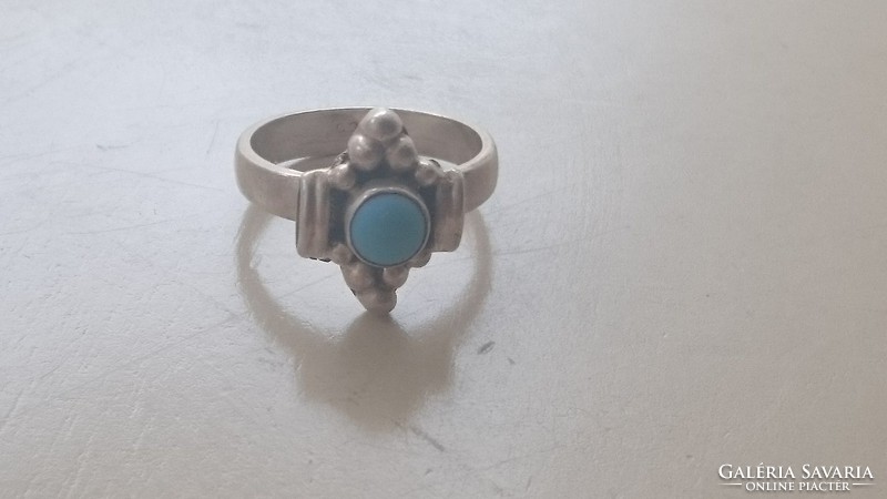 Ezüst gyűrű kék kővel. 925 