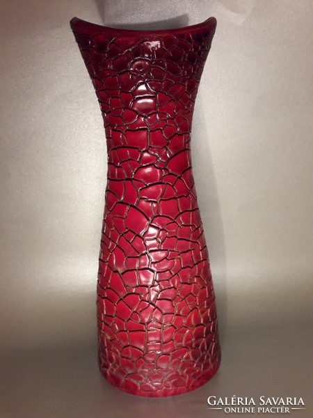 Zsolnay cracked vase with oxblood glaze - shield seal