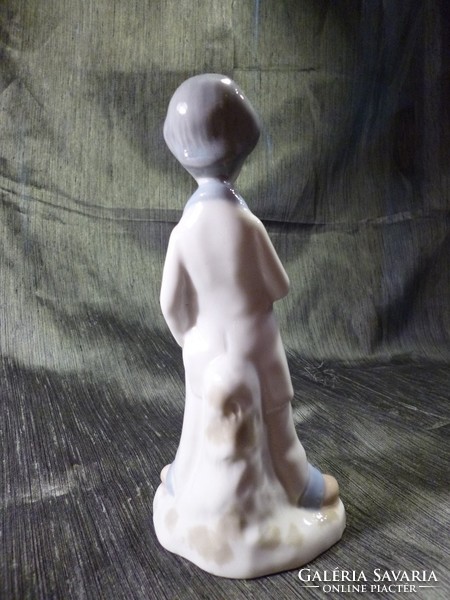 NAO (LLADRO) Spanyol porcelán figura 20 cm magas