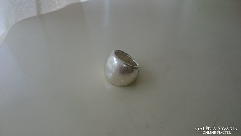 Ezüst dekoratív, jelzett 925 ös ezüst gyűrű 