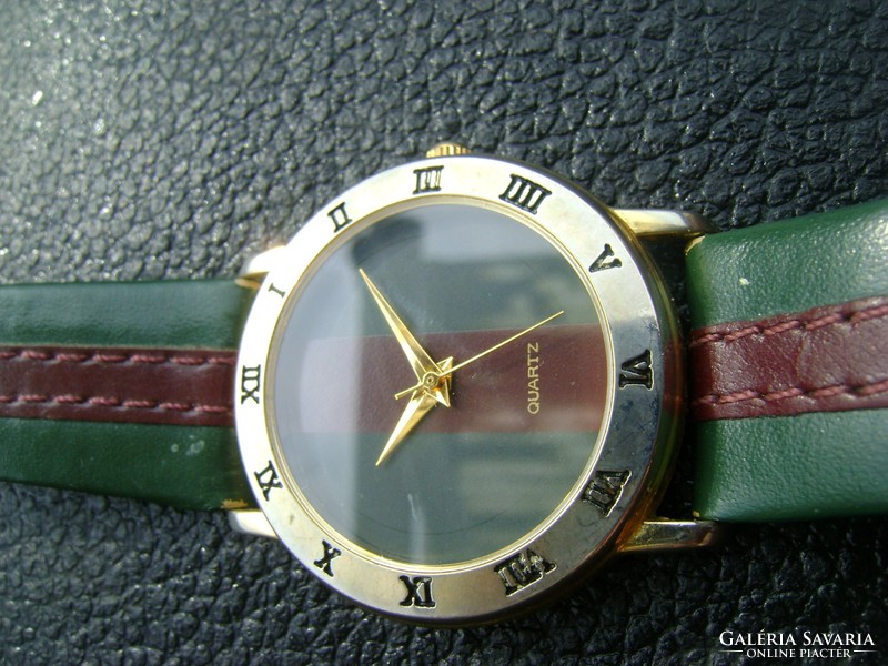 Cartier stilusú ffi öltöny óra nagyon szépen letisztult darab 