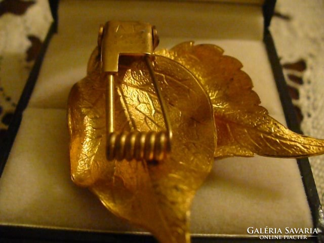 French gilded brooch