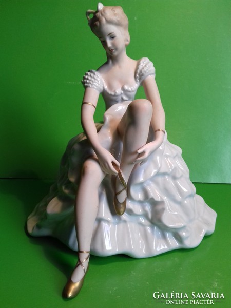 Wallendorf porcelain ballerina original marked flawless