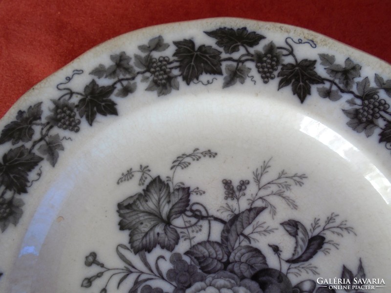 Antik rózsás-szőlőfürtös porcelán tányér