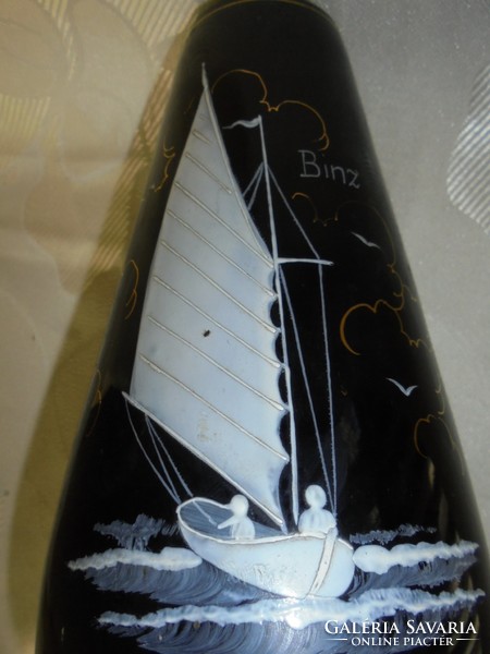 Festett üveg váza vitorlás hajóval