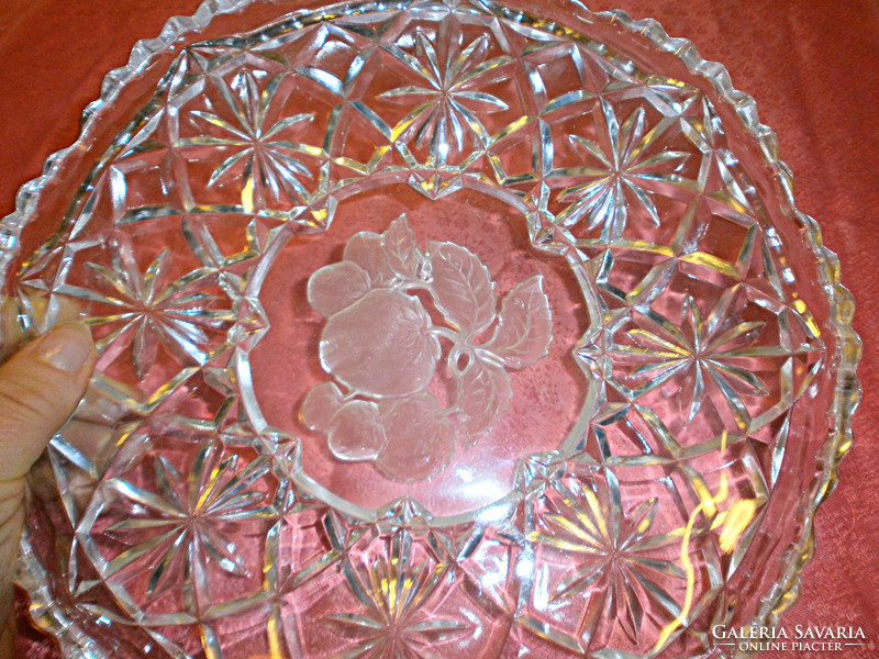Beautiful strawberry in glass bowl, cake bowl