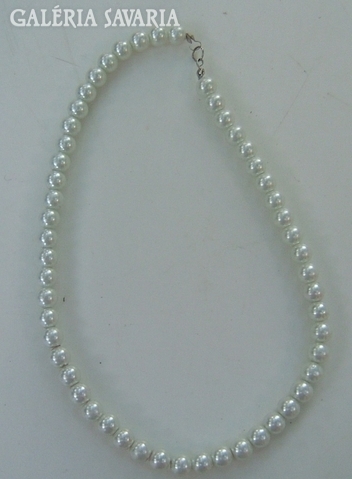 String of pearls - necklace