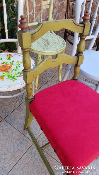 Provence vintage szék piros kárpittal