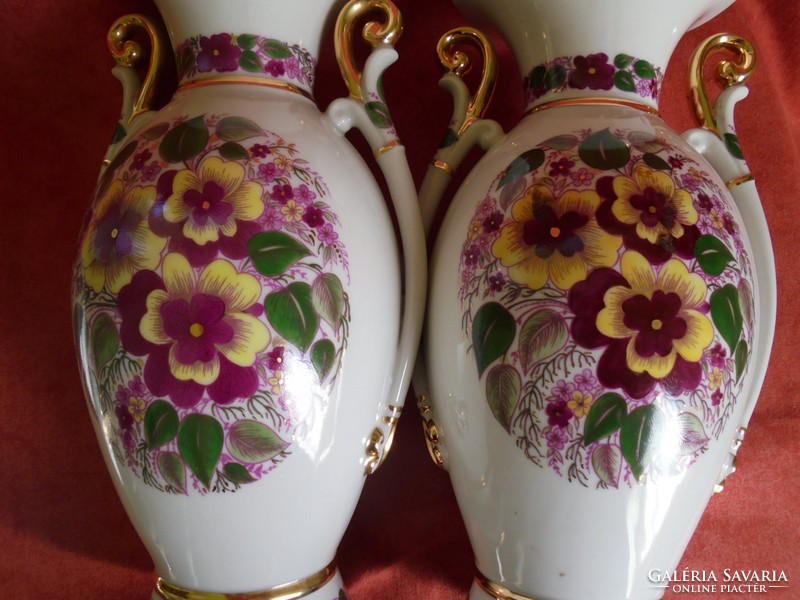 Régi orosz porcelán váza páros