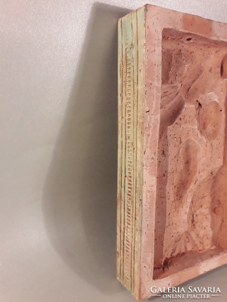GARÁNYINÉ STAINDL KATALIN fali kerámia - fiókáit etető madárka - jelzett eredeti fali dísz