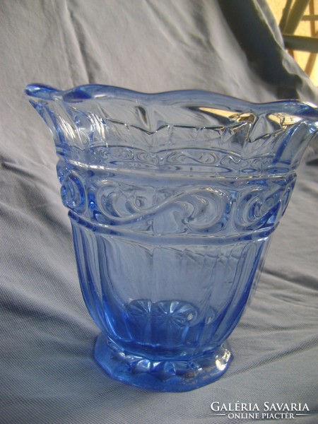 Svéd Kosta üveg váza álomszép  megmunkálás  jelzett nehéz darab
