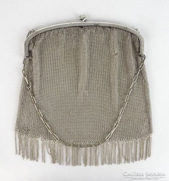 0T069 Antik ezüstözött alpakka színházi táska