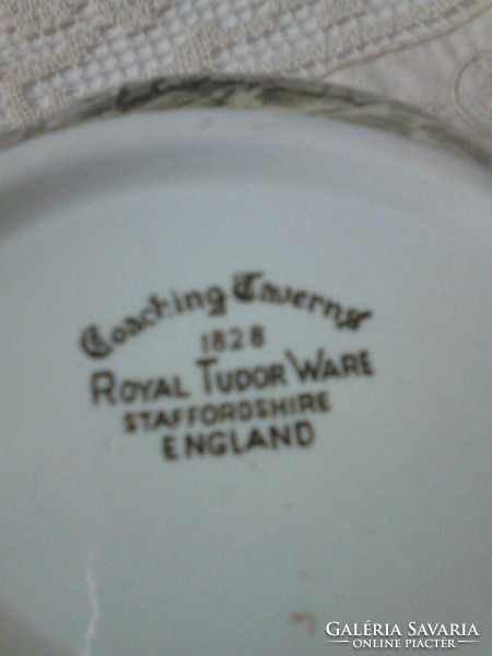 English royal tudor ware sauce pourer