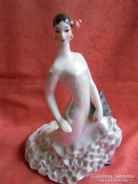 Orosz porcelán Carmen figura