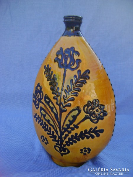 Modern kerámia design váza, 24 cm  EXTRÉM RITKA  100% HIBÁTLAN