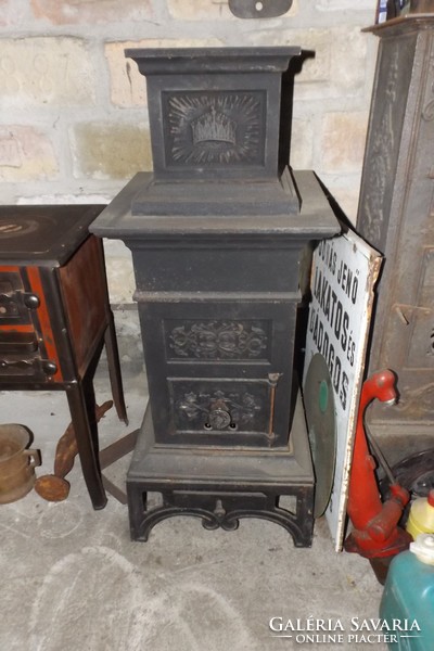 Antique 1850 rare Hungarian holy crowned square cast iron stove iron stove