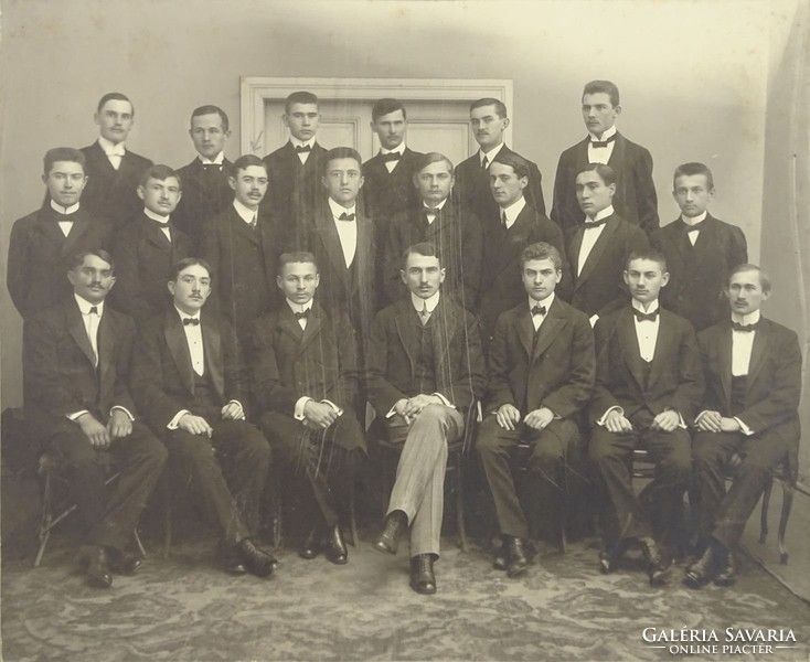 0U066 Régi iskolai fotográfia csoportkép 1911