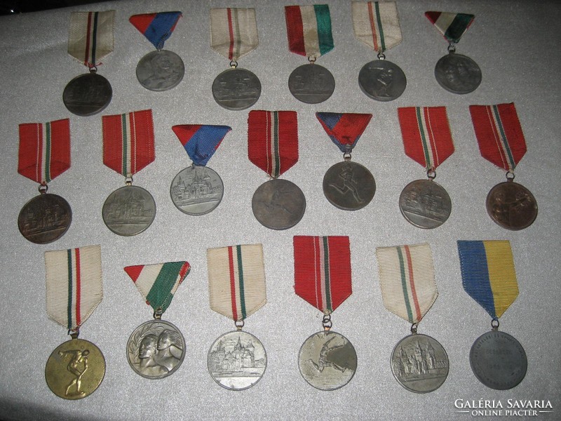 Athletic medals / 36 pieces / 1952 -1962 + a commemorative plaque