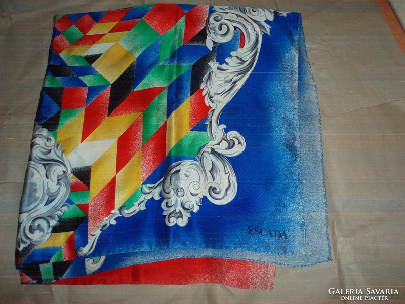 Wonderful escada vintage silk scarf