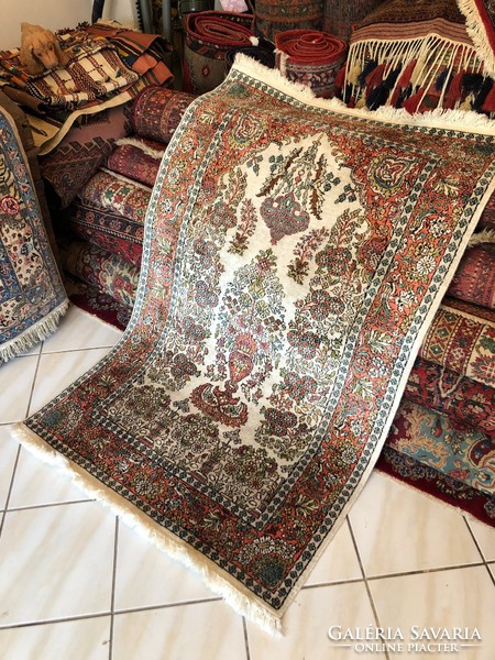 Hand-knotted silk carpet frame - bird 96x160