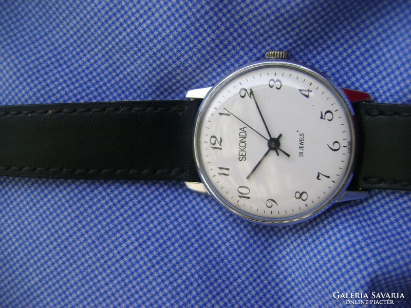 Well vintage sekonda mens watch russian watch ussr ccp soviet watch mechanical eternal quality
