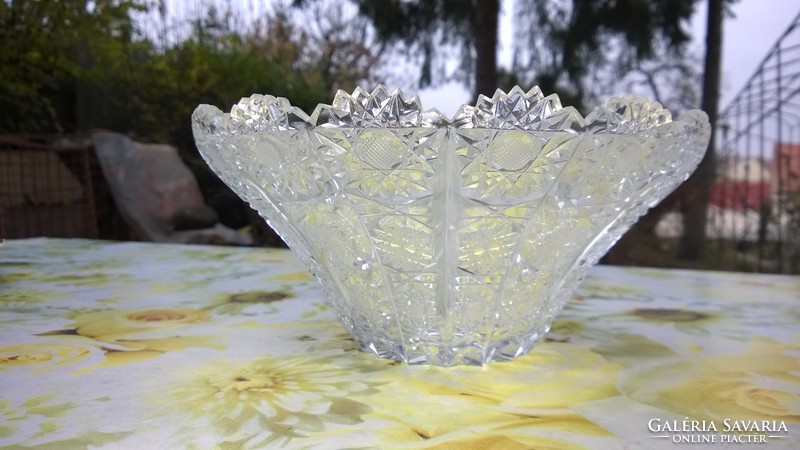 Richly polished crystal serving bowl - flawless beautiful pcs.