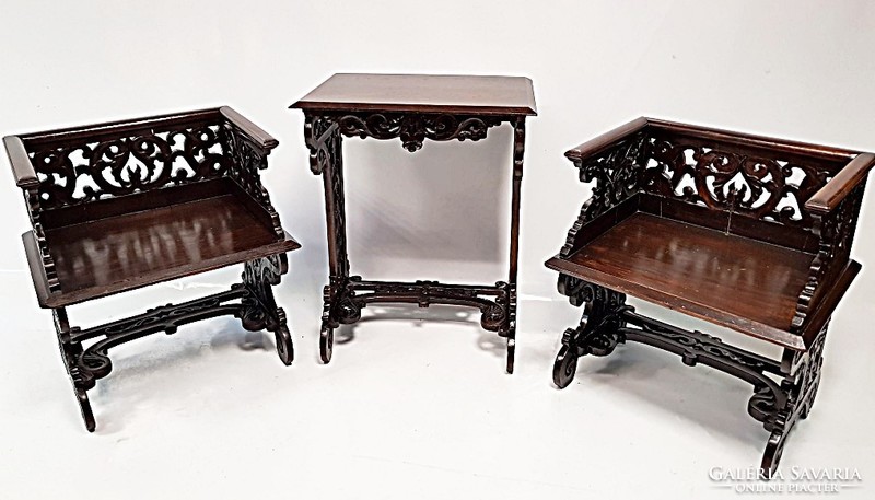 3 Partial renaissance furniture set