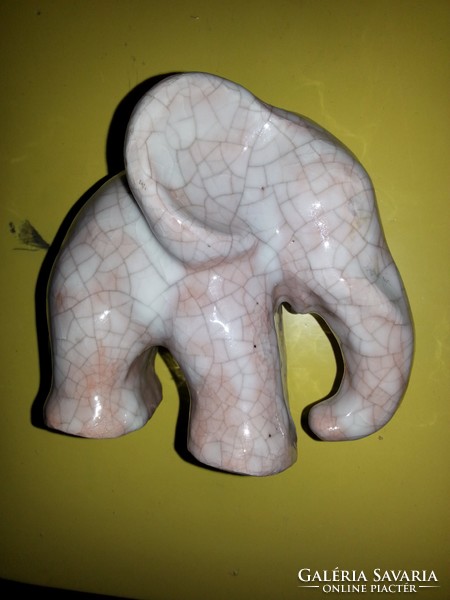 Repesztett mázas kerámia elefánt