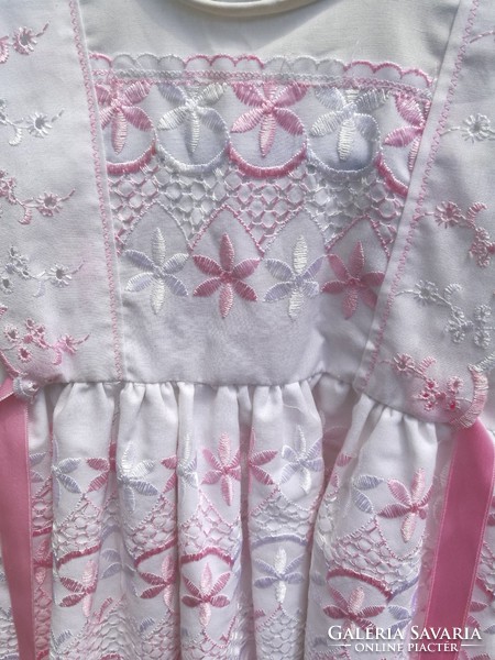 Embroidered casual girl's dress