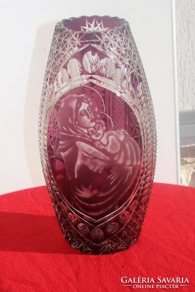 Signed!!! Huge crystal vase, Mary with little Jesus, for church, also a gift. Extra piece!!!!!!!