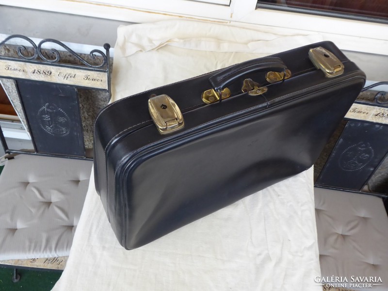 Retro régi utazó bőrönd, Régi bőr bőrönd 60-s, 70-s évek
